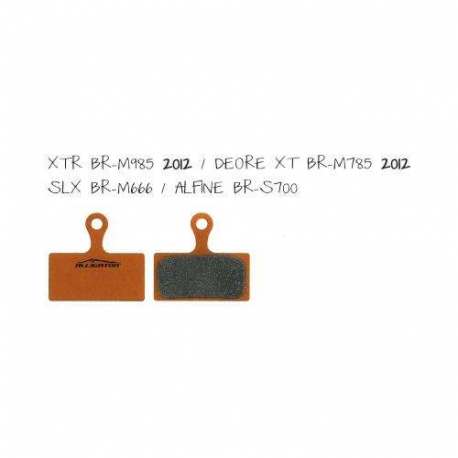 Coppia pastiglie Alligator organiche, compatibili con Shimano XTR(BR-M958) - Deore XT(BR-M785) - SLX(BR-M666) Alfine(BR-S700) Coppia pastiglie Alligator organiche, compatibili con Shimano XTR(BR-M958) - Deore XT(BR-M785) - SLX(BR-M666) Alfine(BR-S700)